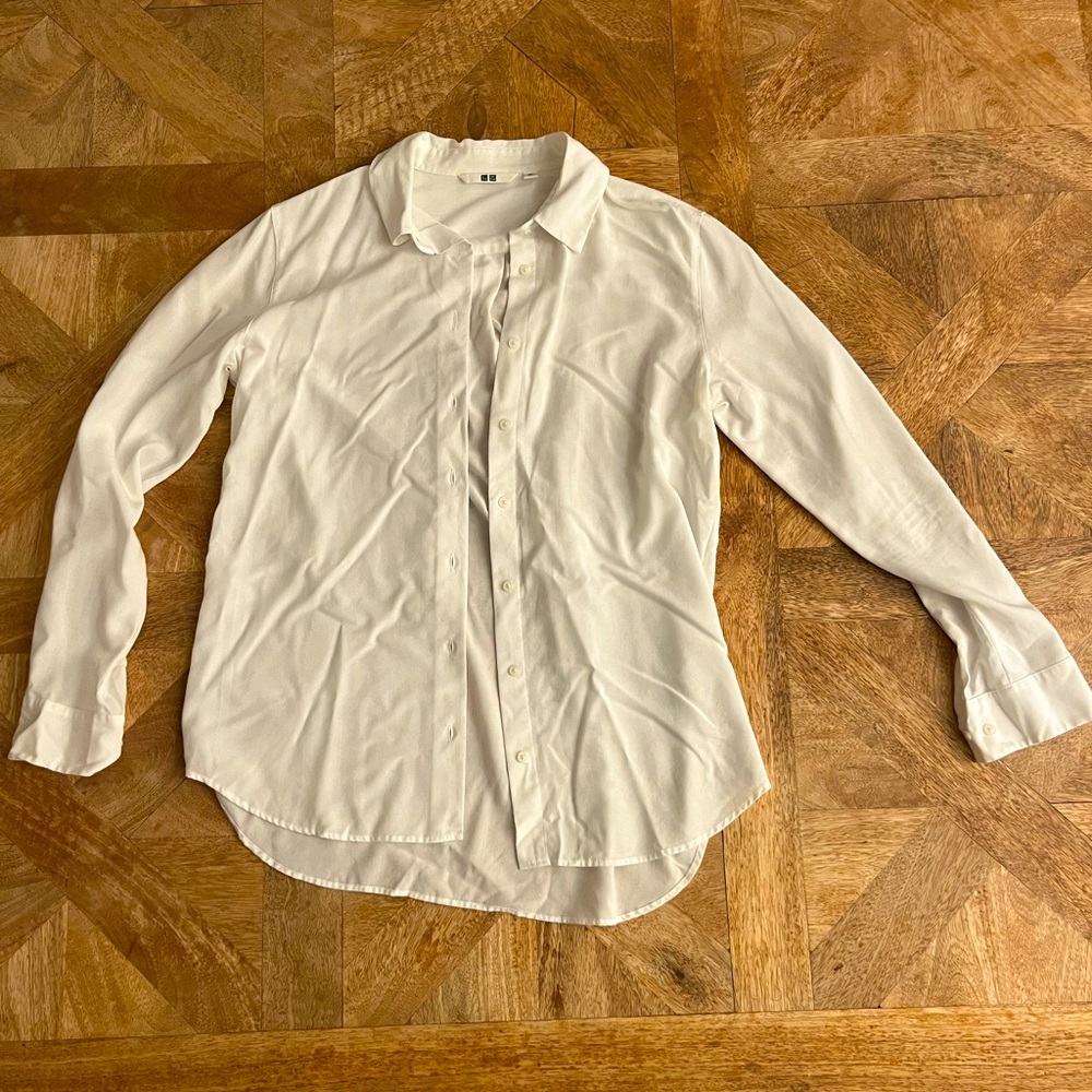 Uniqlo White Button Down Shirt
